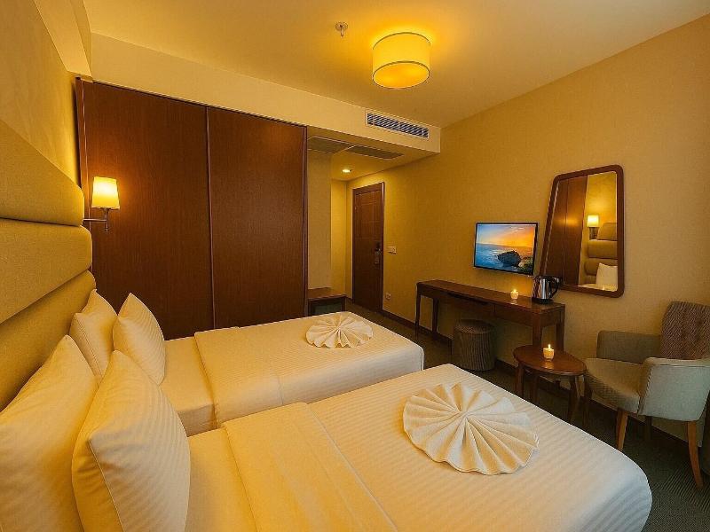 Istanbul Midpoint Hotel image
