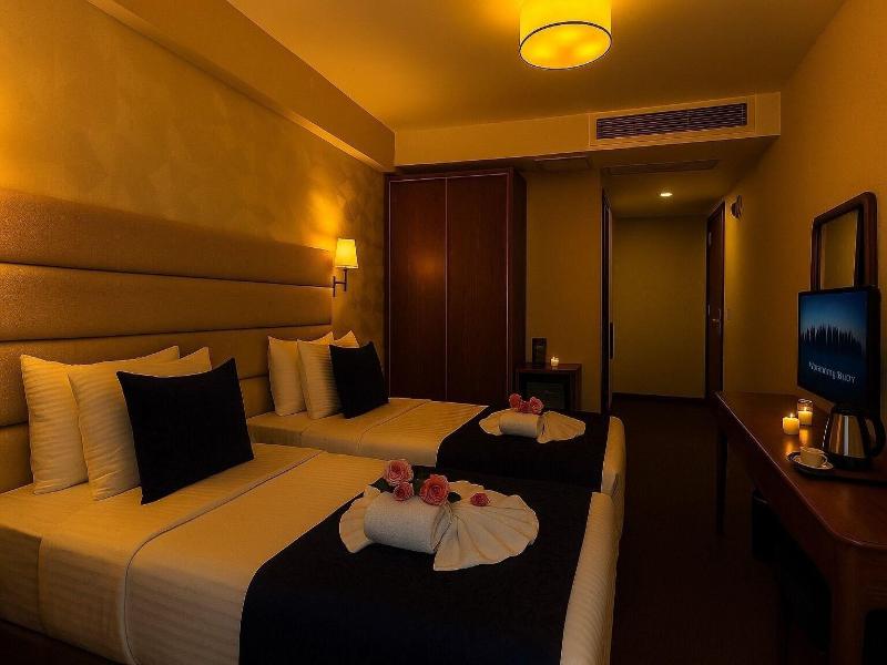 Istanbul Midpoint Hotel image