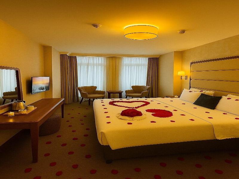 Istanbul Midpoint Hotel image