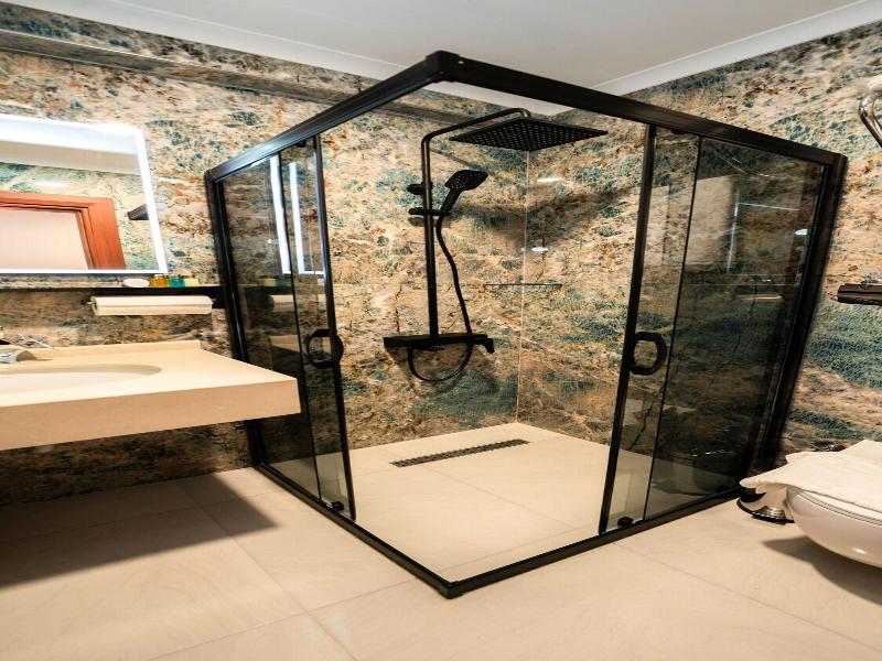 Istanbul Midpoint Hotel image