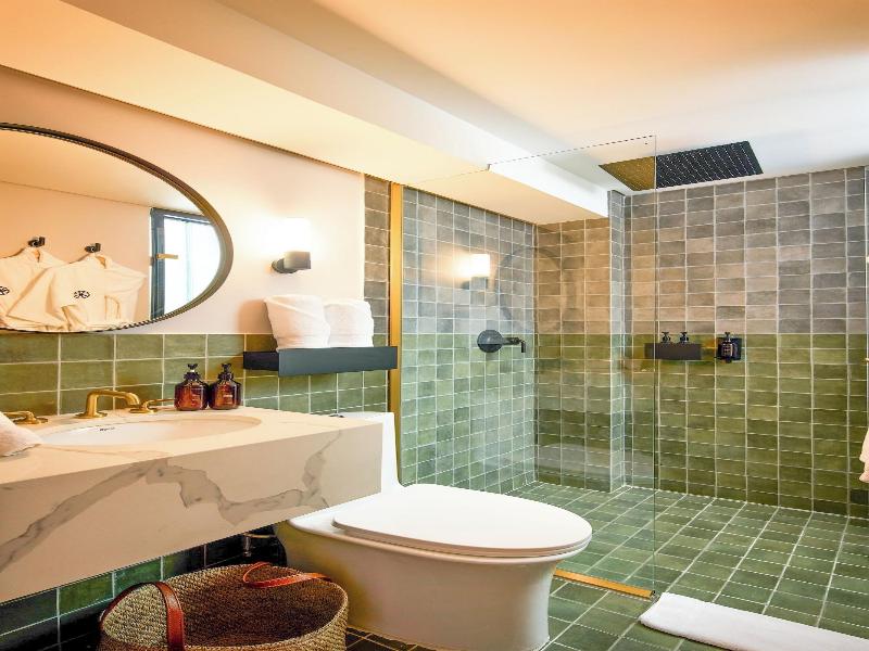 Wellcomm Spa & Hotel image