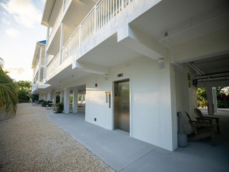 Sugarloaf Key Hotel At Koa Resort — general view