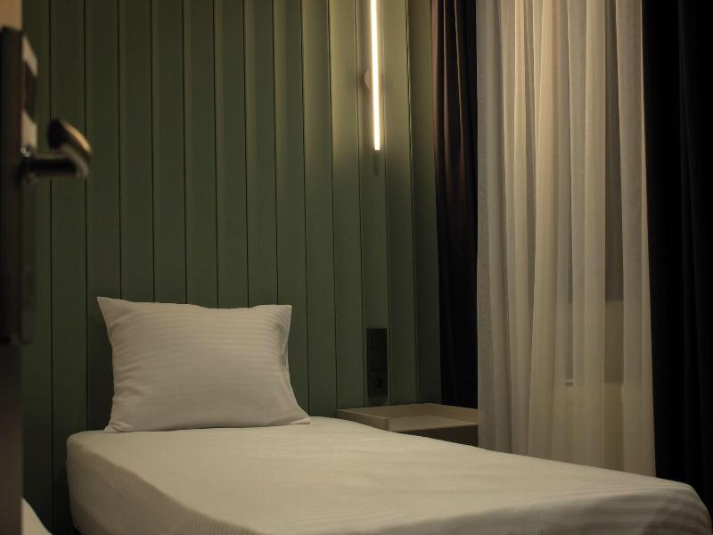 Genoa Port Hotel image