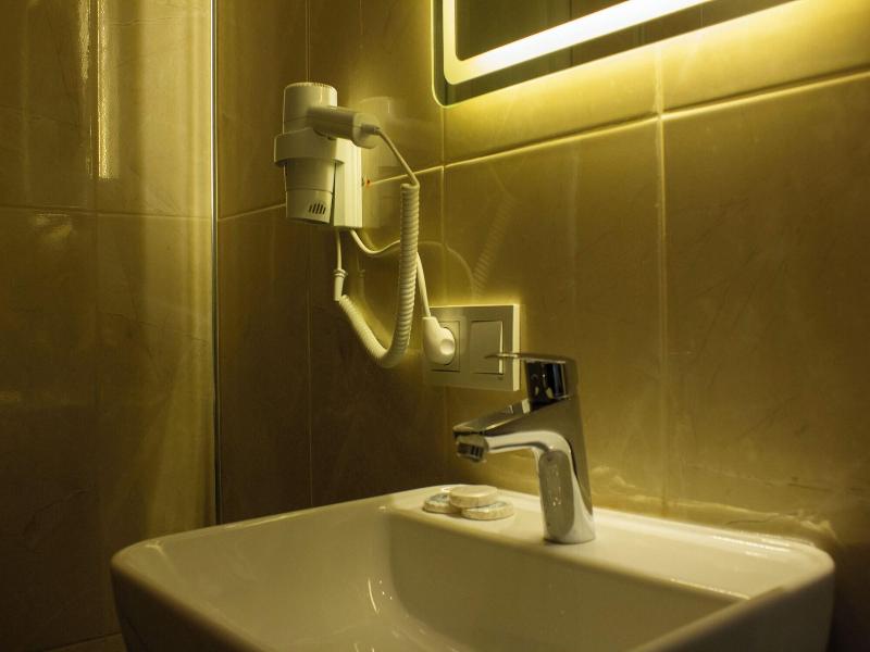 Genoa Port Hotel image