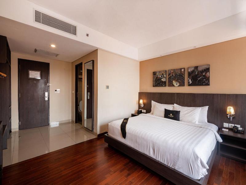 Brits Hotel Legian image