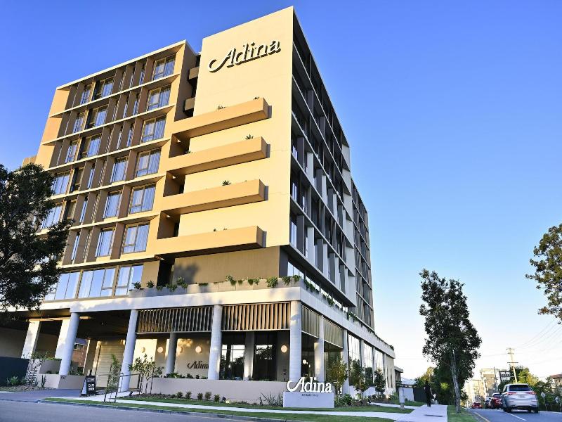 Adina Chermside Brisbane image