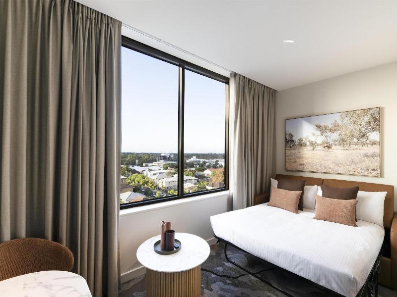 Adina Chermside Brisbane image