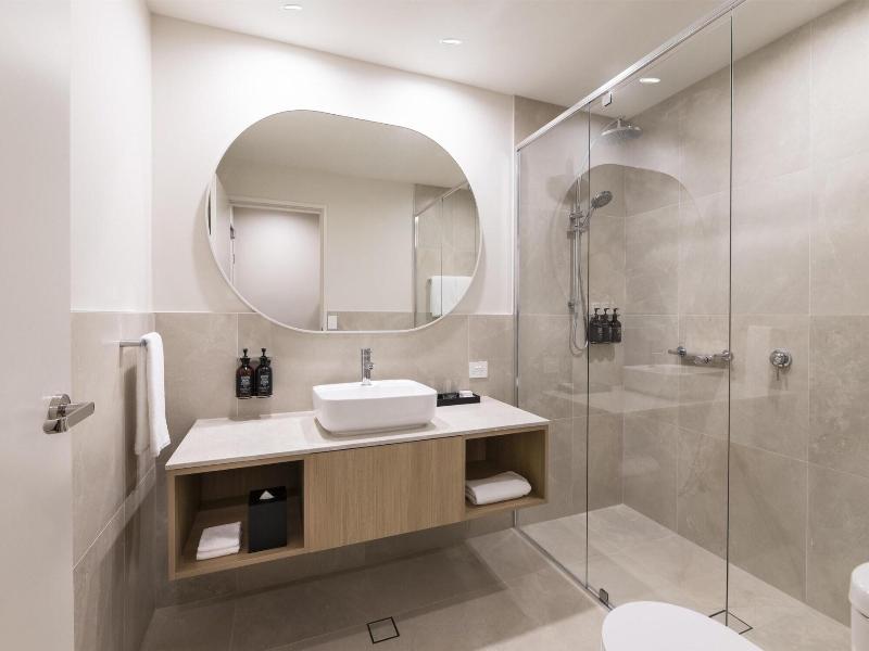 Adina Chermside Brisbane image