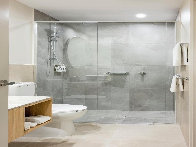 Adina Chermside Brisbane image