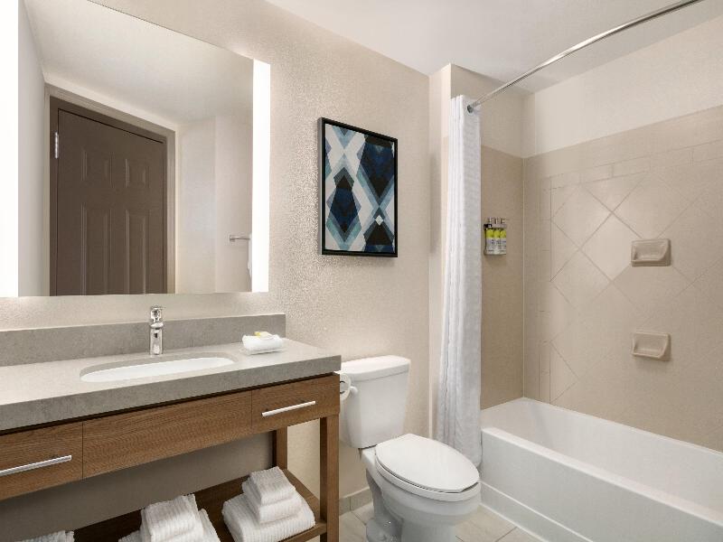 Holiday Inn Express & SUI Overland Park S. by IHG image