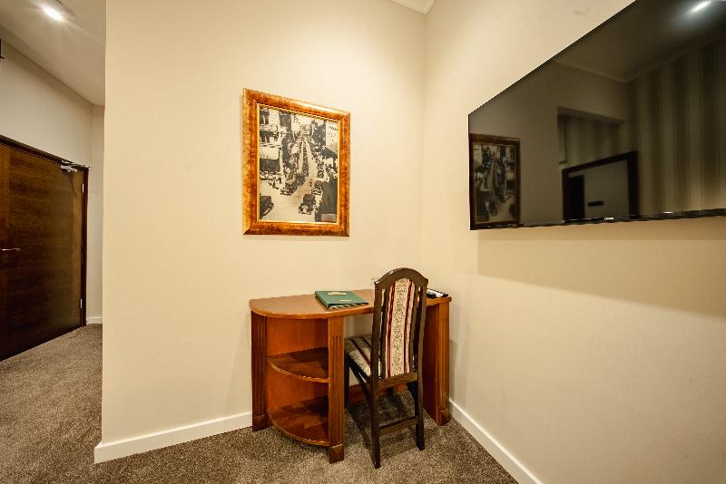 49 Park Villa image