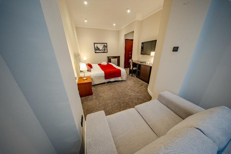49 Park Villa image
