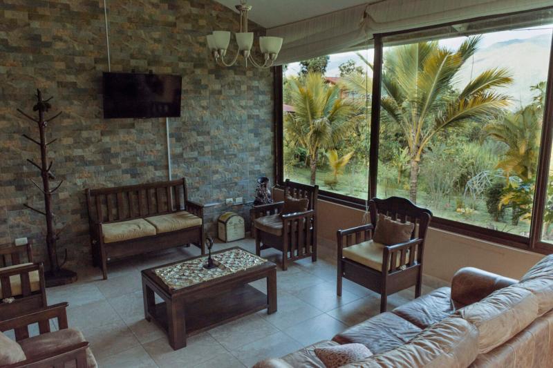 Inti Kamari Wellness Lodge & Spa - Near Cuenca image