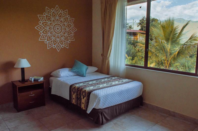 Inti Kamari Wellness Lodge & Spa - Near Cuenca image 3