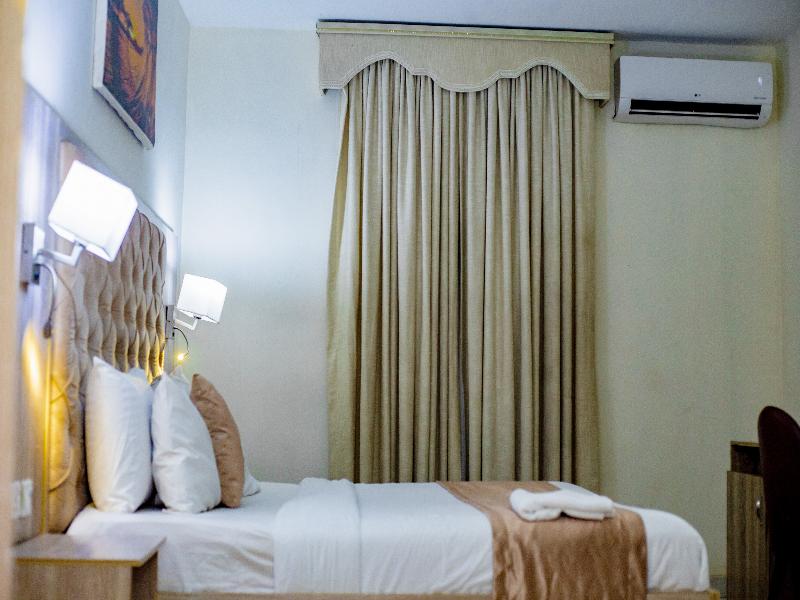 Oti Resort image