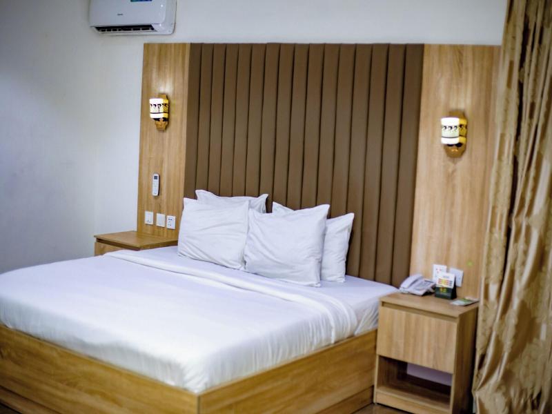 Oti Resort image