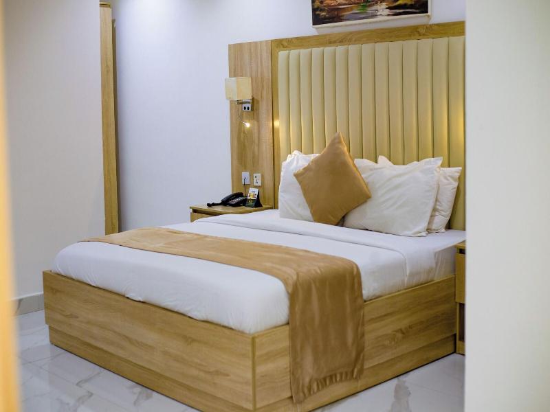 Oti Resort image