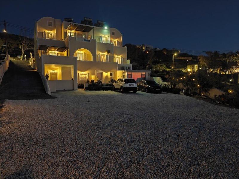 Kiklamino Sunset Studios image