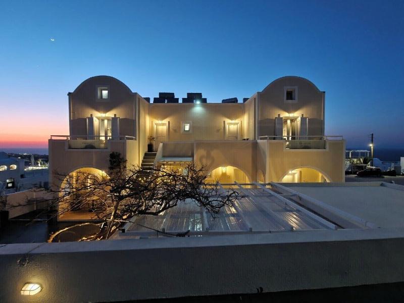 Kiklamino Sunset Studios image