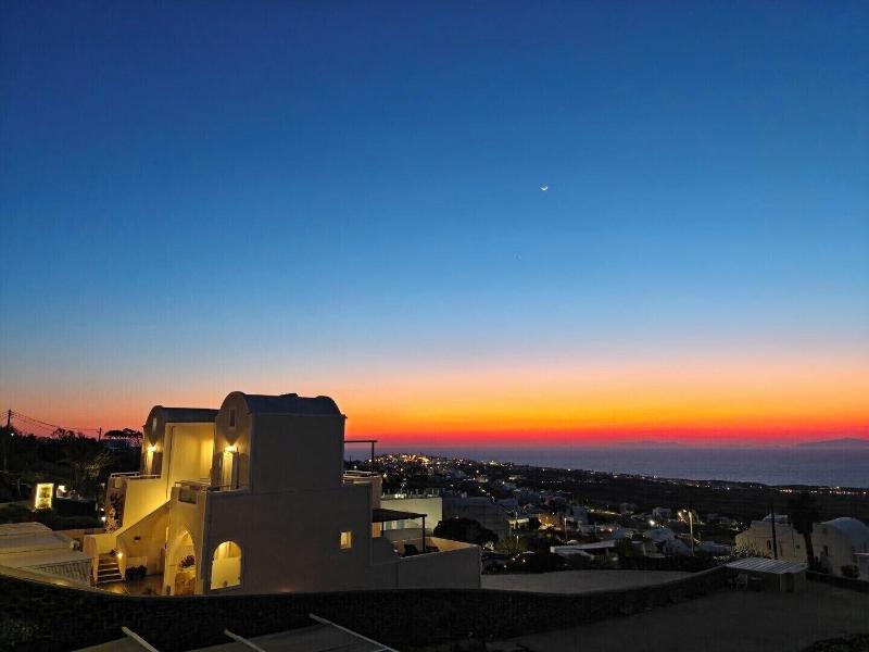 Kiklamino Sunset Studios image