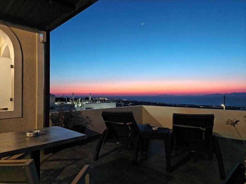 Kiklamino Sunset Studios image