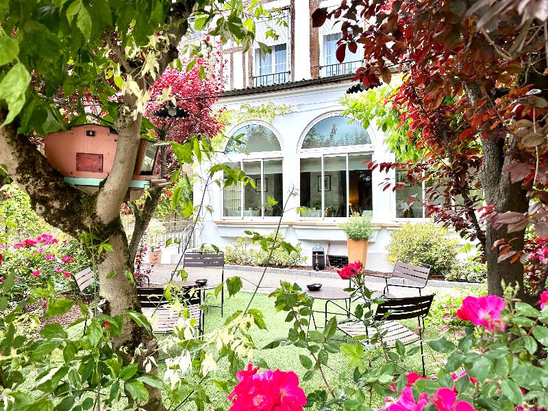 Maison Lia image