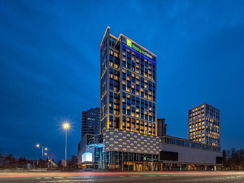 Holiday Inn Express Qinhuangdao Haigang by IHG image