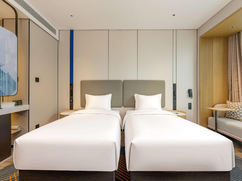 Holiday Inn Express Qinhuangdao Haigang by IHG image