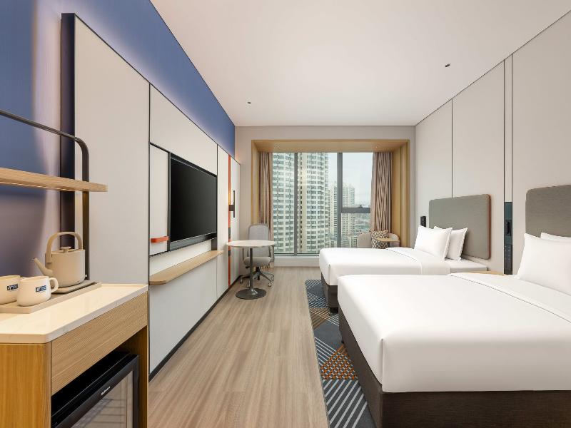 Holiday Inn Express Qinhuangdao Haigang by IHG image