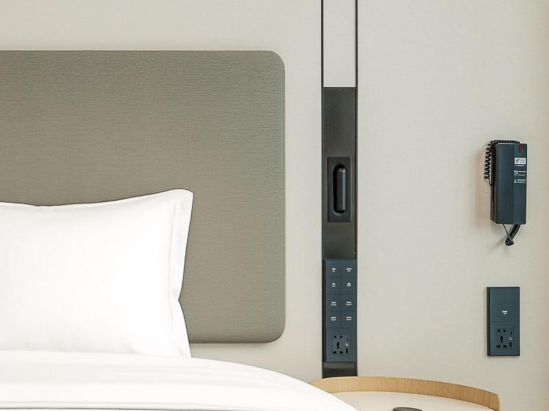 Holiday Inn Express Qinhuangdao Haigang by IHG image