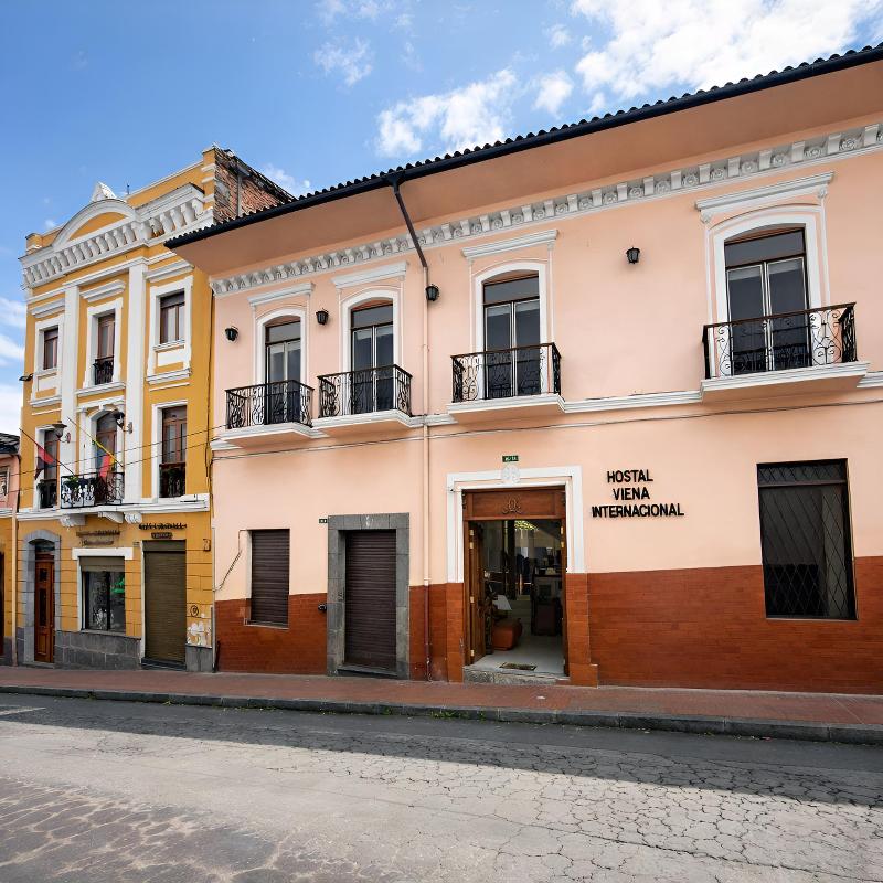 Hostal Viena Internacional B&B image