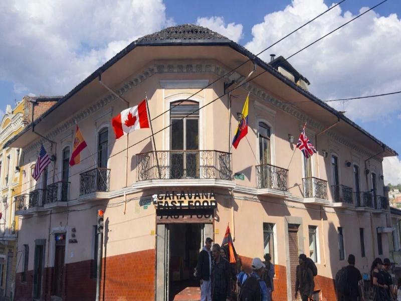 Hostal Viena Internacional B&B image