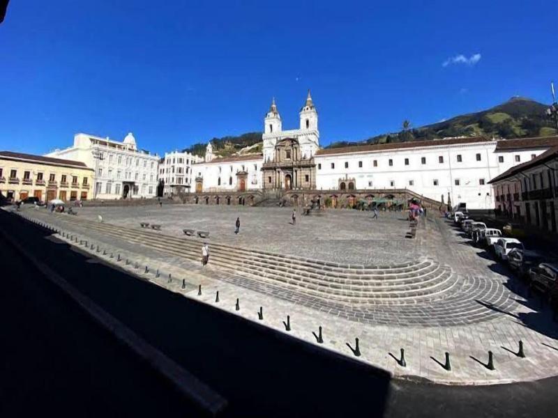 Hostal Viena Internacional B&B image