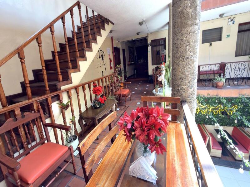 Hostal Viena Internacional B&B image