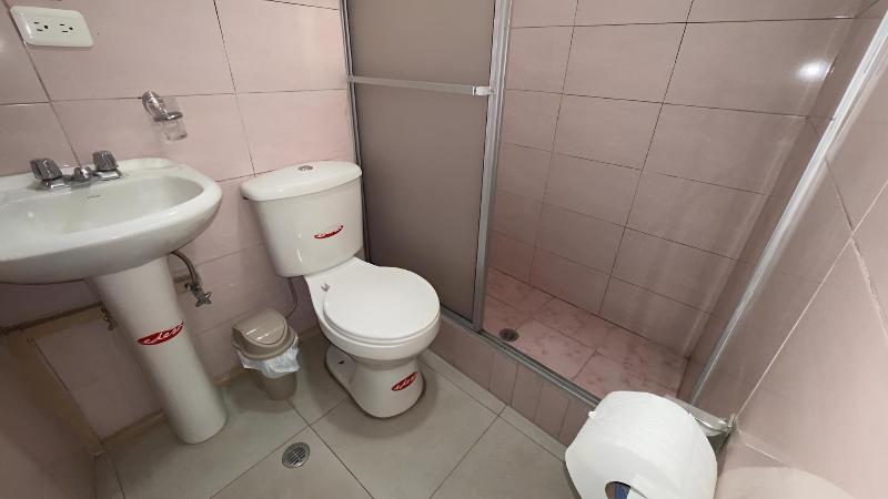 Hostal Viena Internacional B&B image