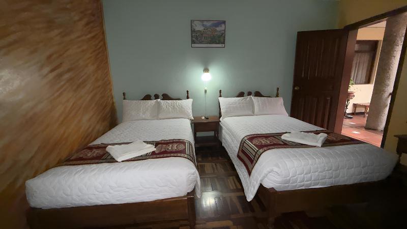 Hostal Viena Internacional B&B image