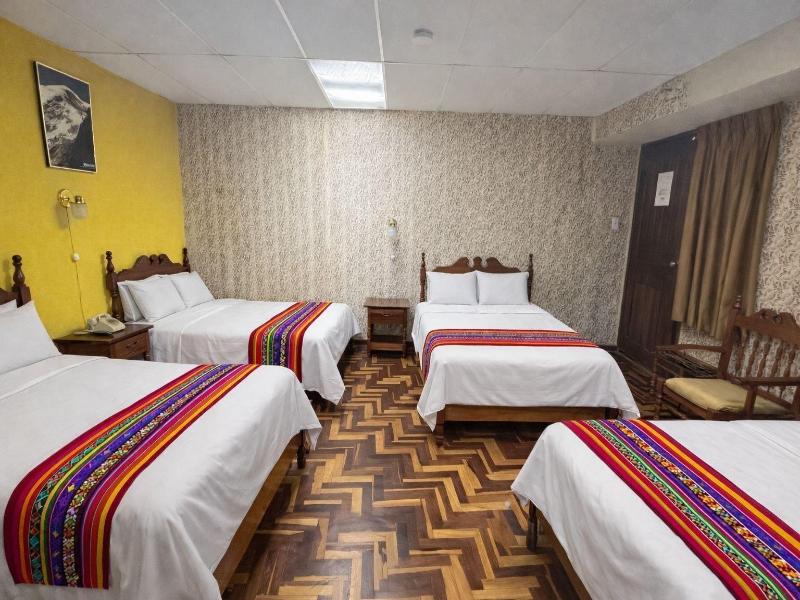 Hostal Viena Internacional B&B image