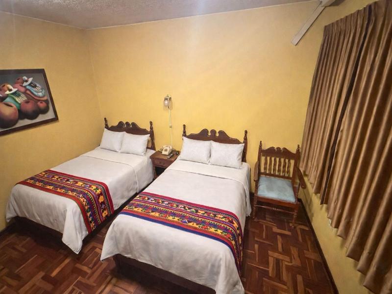 Hostal Viena Internacional B&B image