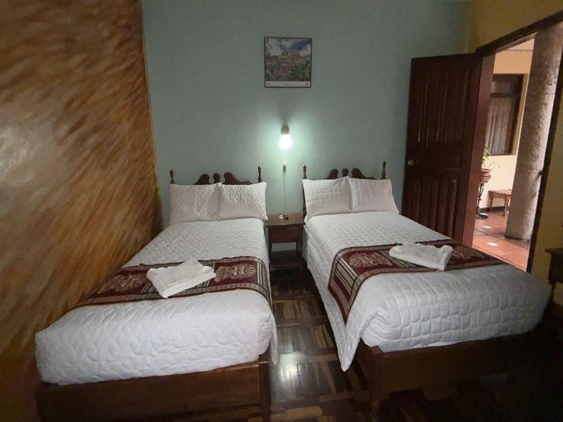 Hostal Viena Internacional B&B image
