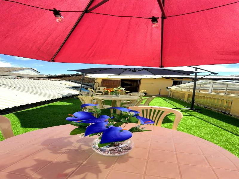 Hostal Viena Internacional B&B image