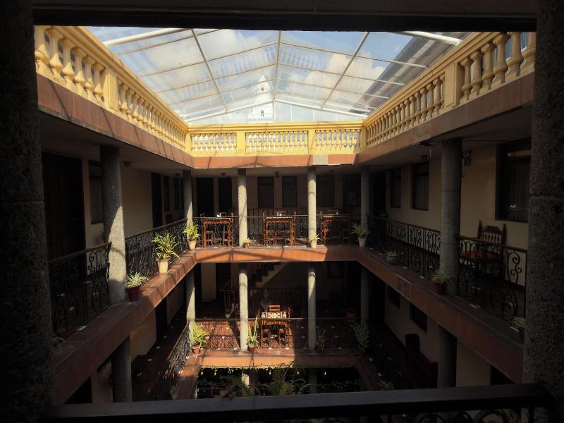 Hostal Viena Internacional B&B image
