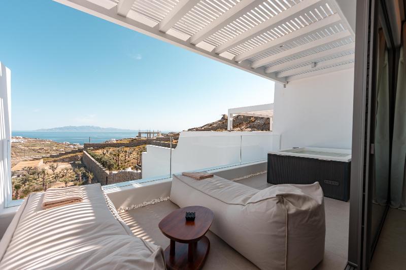 Muse Of Mykonos image