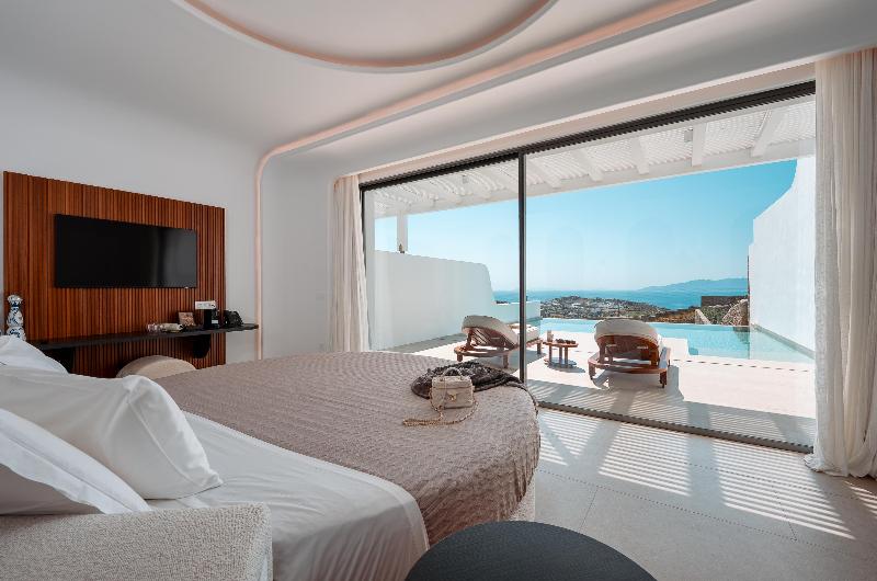 Muse Of Mykonos image