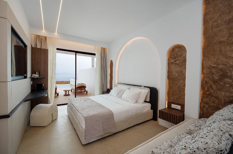 Muse Of Mykonos image