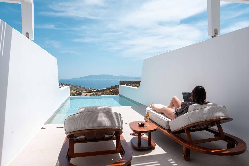 Muse Of Mykonos image