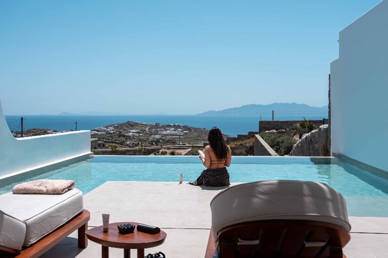 Muse Of Mykonos image