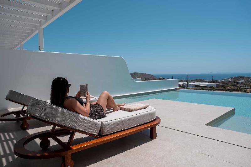 Muse Of Mykonos image