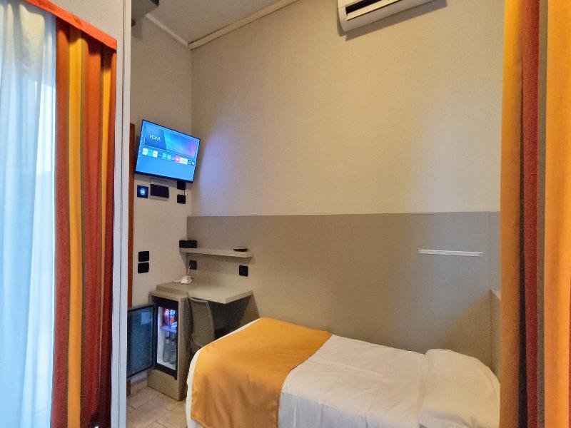 Hotel Valmarina image