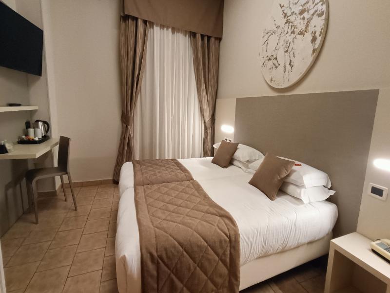 Hotel Valmarina image