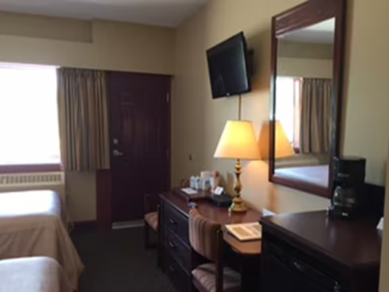 Travelodge By Wyndham Winnipeg Airport West — general view